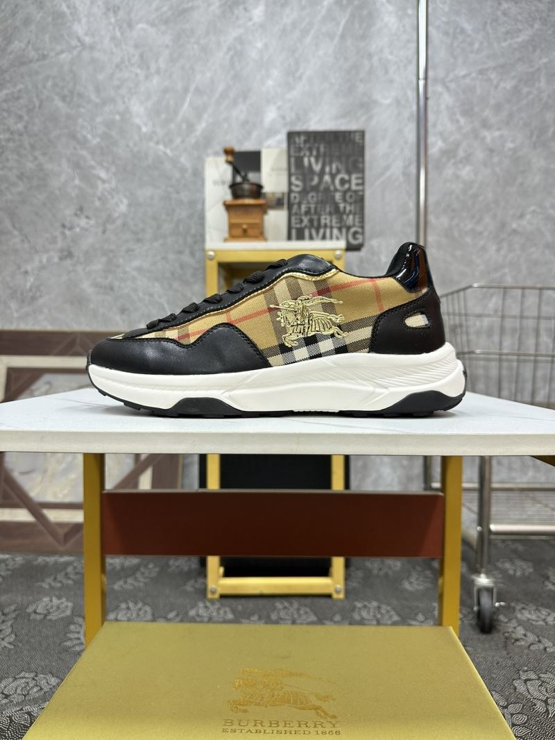 Burberry Low Shoes